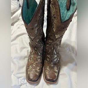 CORRAL WOMEN'S ORIX GLITTER INLAY & STUDDED WESTERN BOOTS - SQUARE TOE